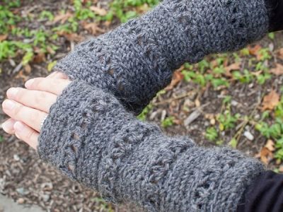 V-Stitch Wristwarmer