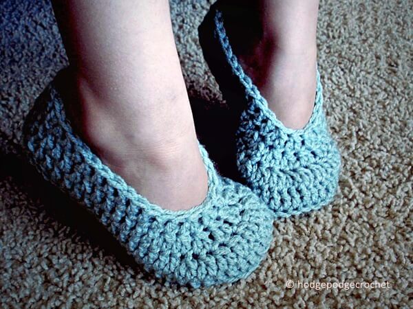 Simple Child Slippers