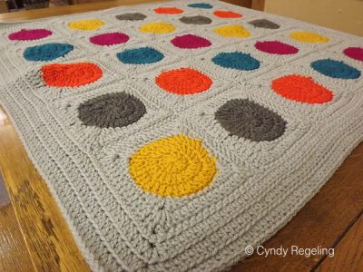 Super Cute Polka Dot Blanket