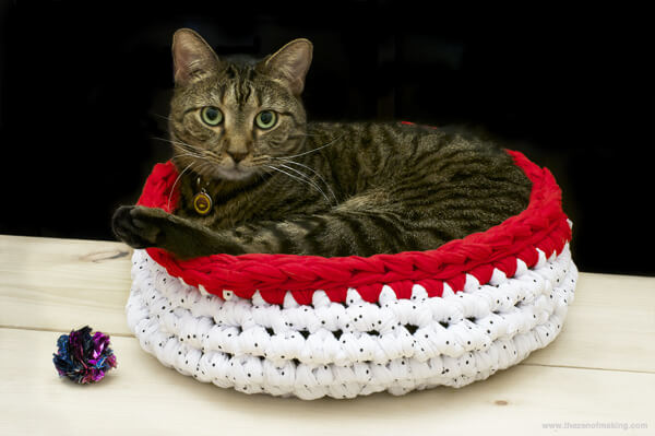 Super Bulky Crocheted Cat Bed