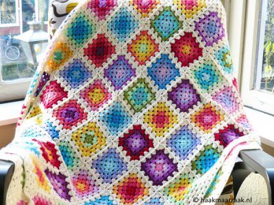 Colourful Rainbow Granny Square Blanket – Share a Pattern