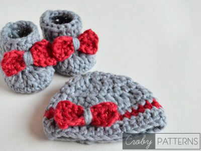 Crochet Baby Booties and Beanie