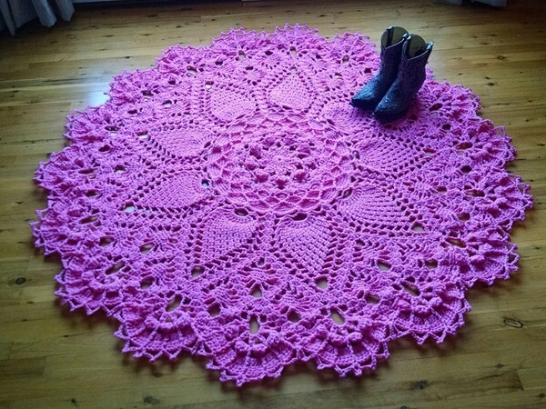 Pineapple Song Crochet Doily Pattern