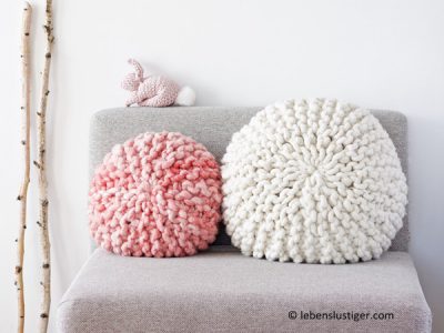 Chunky Knitted Round Pillow