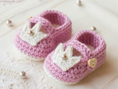 Princess Charlotte Baby Booties - Crochet Pattern (LoveCrochet) 6