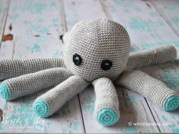 Plush Crochet Octopus Amigurumi