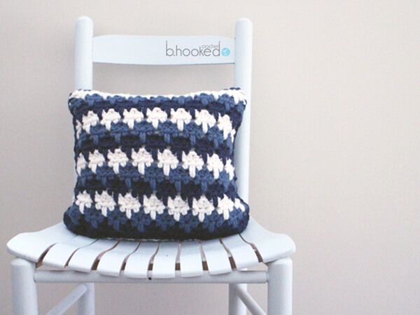 LARKSFOOT STITCH THROW PILLOW