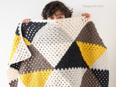 LOVE TRIANGLES GRANNY STRIPE BABY BLANKET