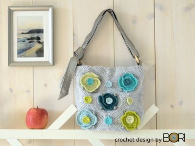Crochet Bag Pattern with Flowers