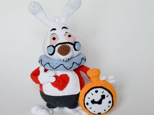 Alice in Wonderland Lewis Carroll