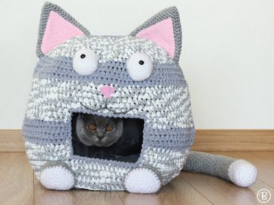 Crochet Cat Bed Cave