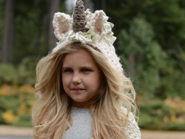 The Ulyne Unicorn Hooded Scarf