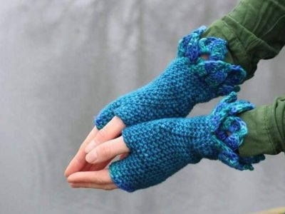 Dragon Scale Crochet Gloves