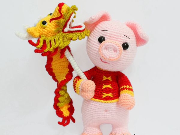 Prosperity Pig And Dragon Dance
