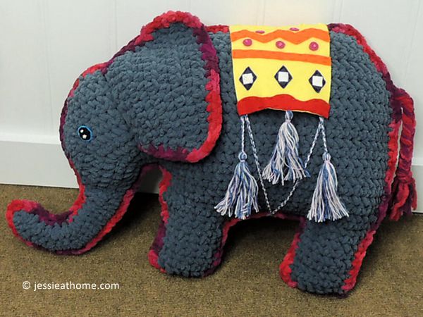 crochet Amir the Elephant free pattern