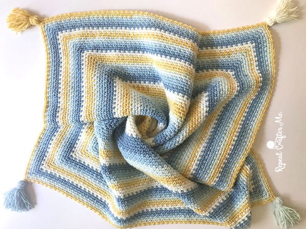 crochet Moss Stitch in a Square Blanket free pattern