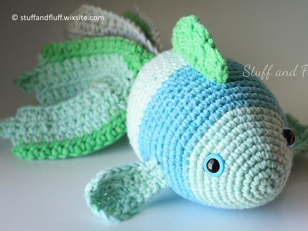 crochet Finn the Fish free pattern