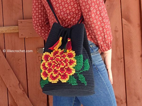 crochet Marigold Bucket Bag free pattern