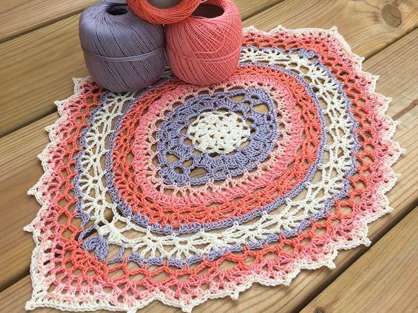 crochet Andromeda Doily free pattern