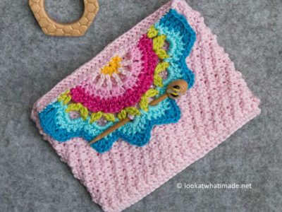 crochet A Touch of Colour Clutch free pattern