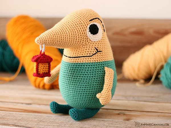 crochet Mr. Drippy amigurumi free pattern