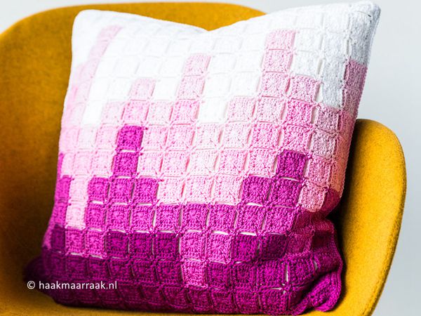 crochet Skyline Pillow free pattern