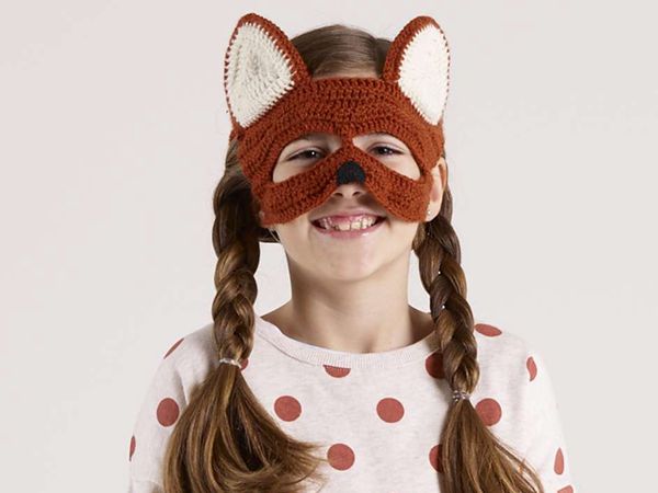 crochet Dingo Mask free pattern
