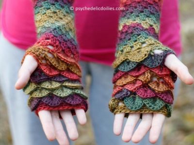 crochet Dragon Gloves free pattern