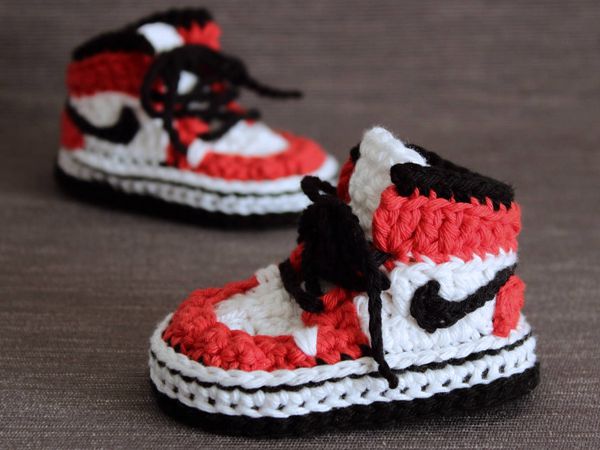 Crochet Baby Sneakers easy Pattern