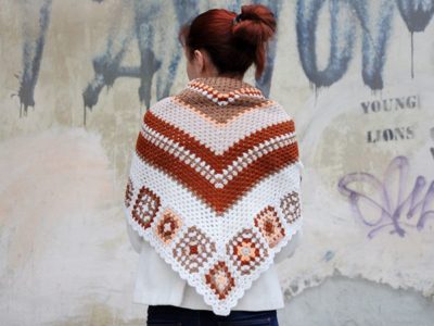 crochet Dosja Shawl easy pattern