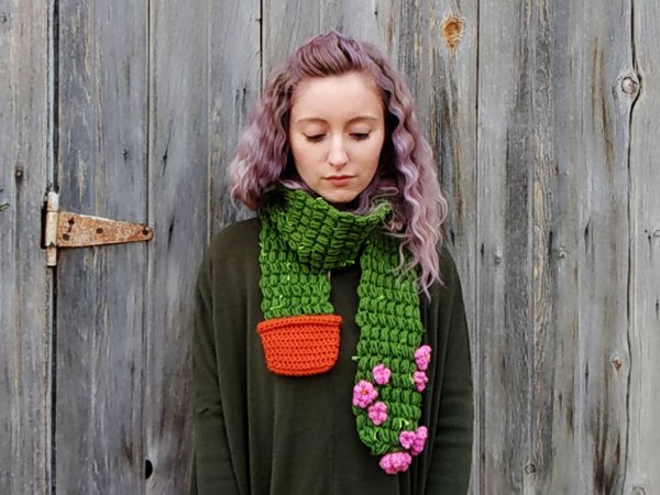 crochet Flowering Cactus Scarf easy pattern