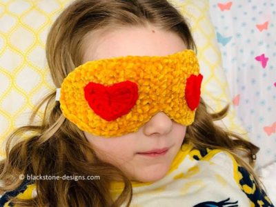 crochet Heart Eyes Emoji Sleep Mask free pattern