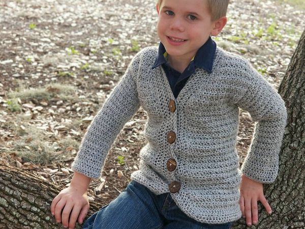 crochet Little Dude Cardigan easy pattern
