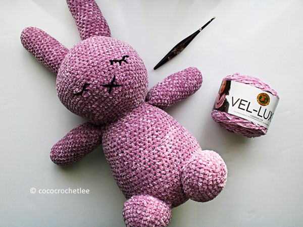 crochet Sleepy Mallow Bunny free pattern