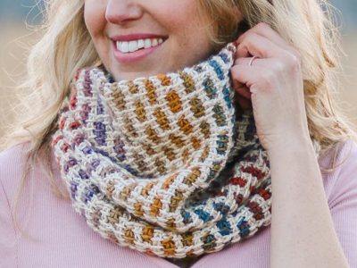 crochet Stained Glass Cowl free pattern
