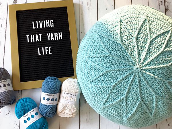 crochet Rosewheel Cushion easy pattern