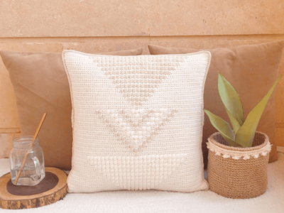 crochet ARROWMA Pillow free pattern