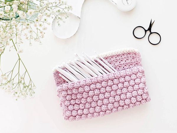 crochet Bobble Clutch Bag easy pattern