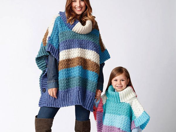 crochet Mom And Her Girl Ponchos easy pattern