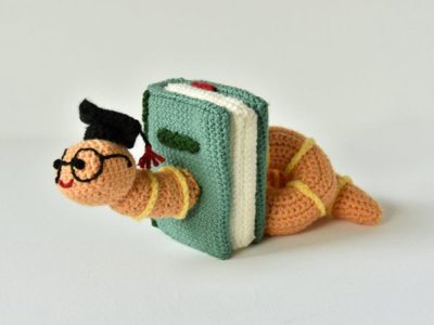 crochet Bookworm Amigurumi easy pattern