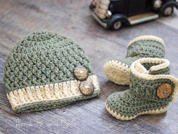 crochet Chunky Hat and Wrap Booties easy pattern