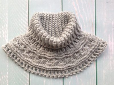 crochet Grey Sea Waves Neck Warmer easy pattern
