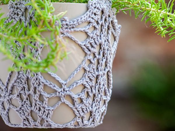 crochet Trailing Plant Pot Hanger free pattern