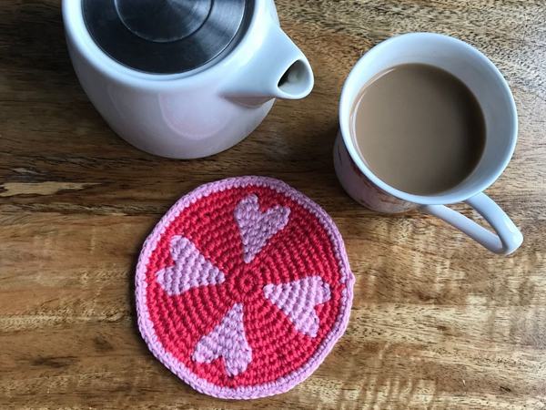 crochet The Coaster of Hearts free pattern