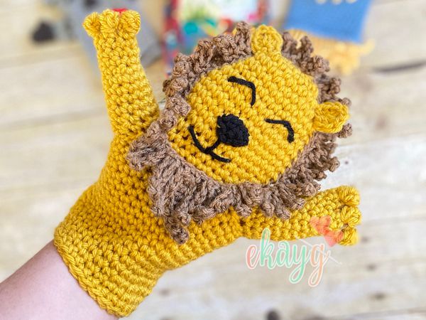 crochet Cowardly Lion Hand Puppet free pattern