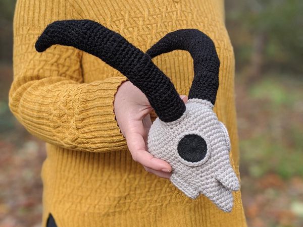 crochet Goat Skull easy pattern