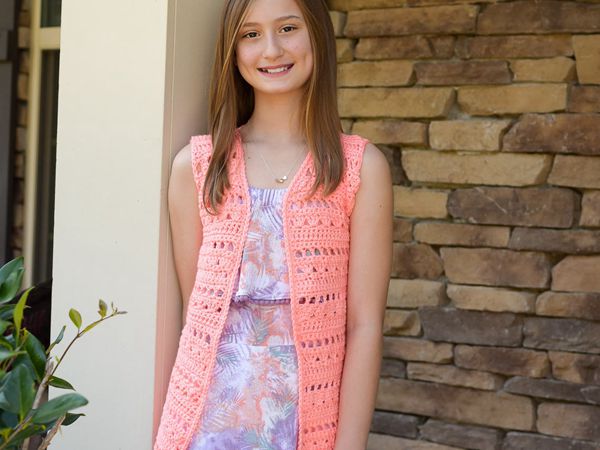 crochet Childrens Flowers Showers Vest easy pattern