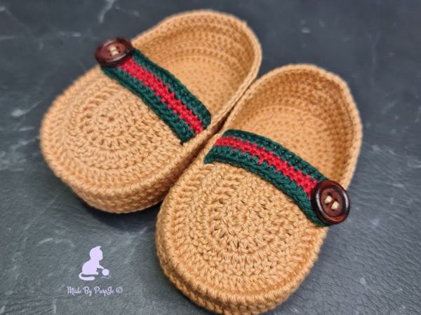 crochet My First Loafers free pattern