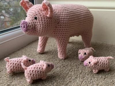 crochet Pig with Piglets easy pattern