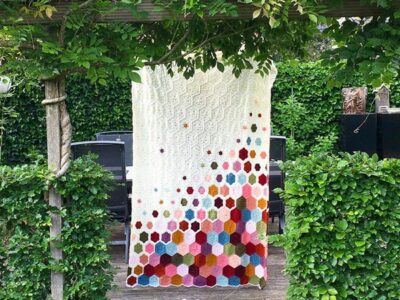 crochet Spring Flower Blanket easy pattern
